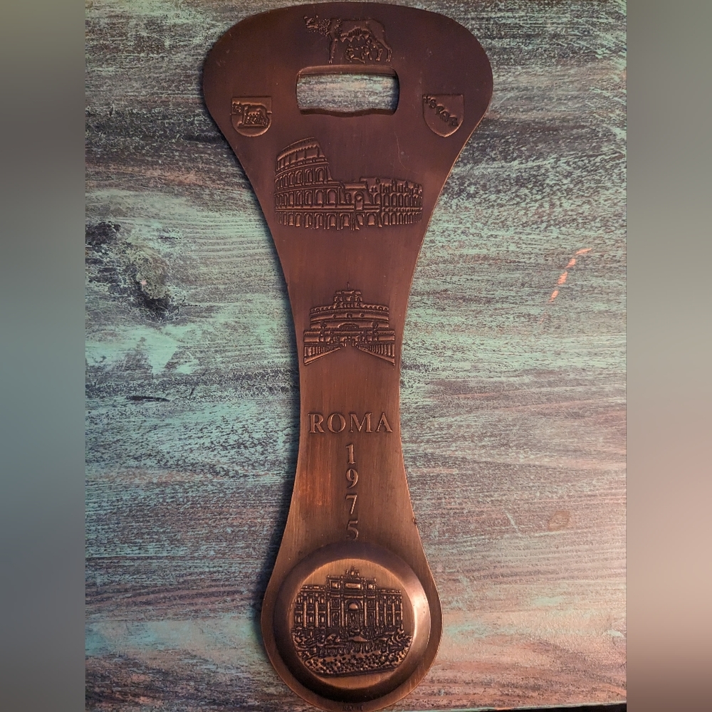 Vintage 1975 Rome Oversized Beer Opener